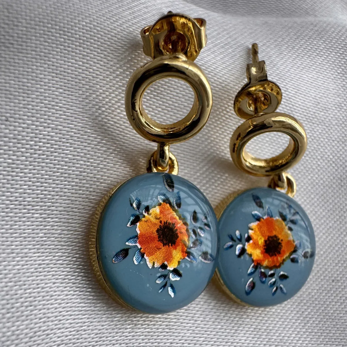 Aurelia Earrings view 3