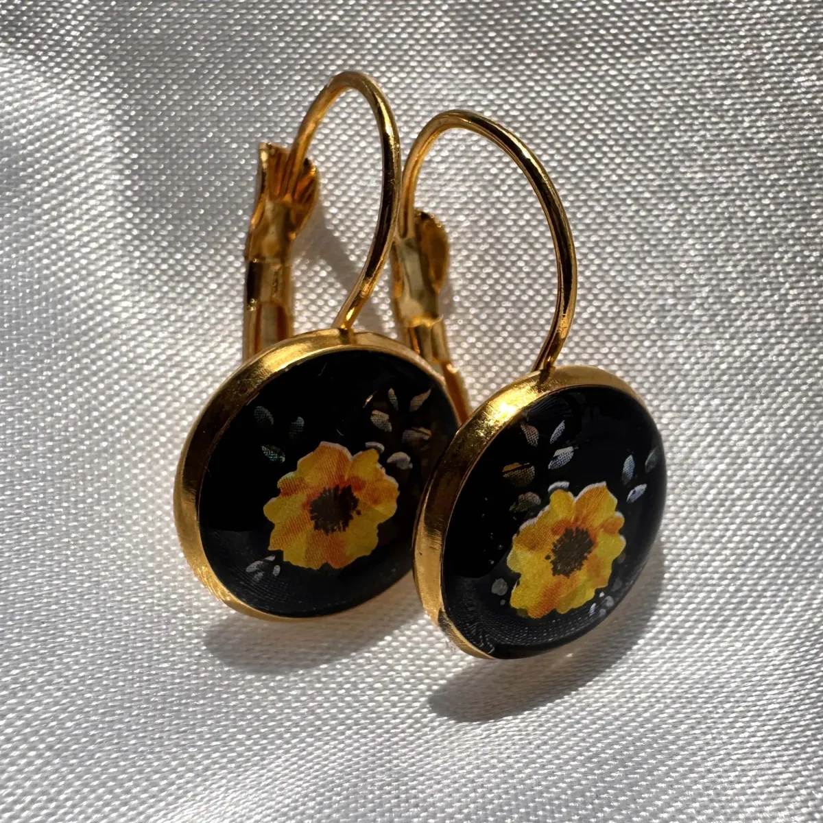 Nightshade Earrings view 3