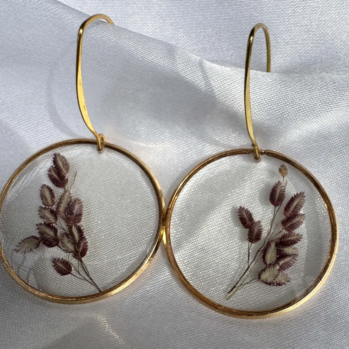 Phalaris earrings view 2