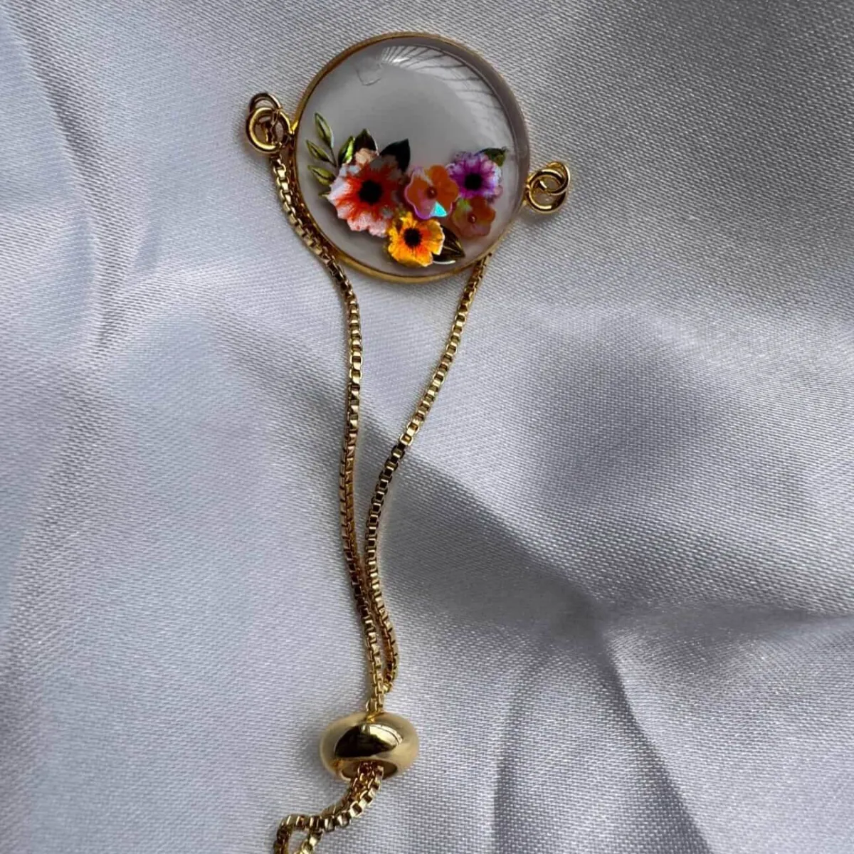 Poppy bracelet view 3