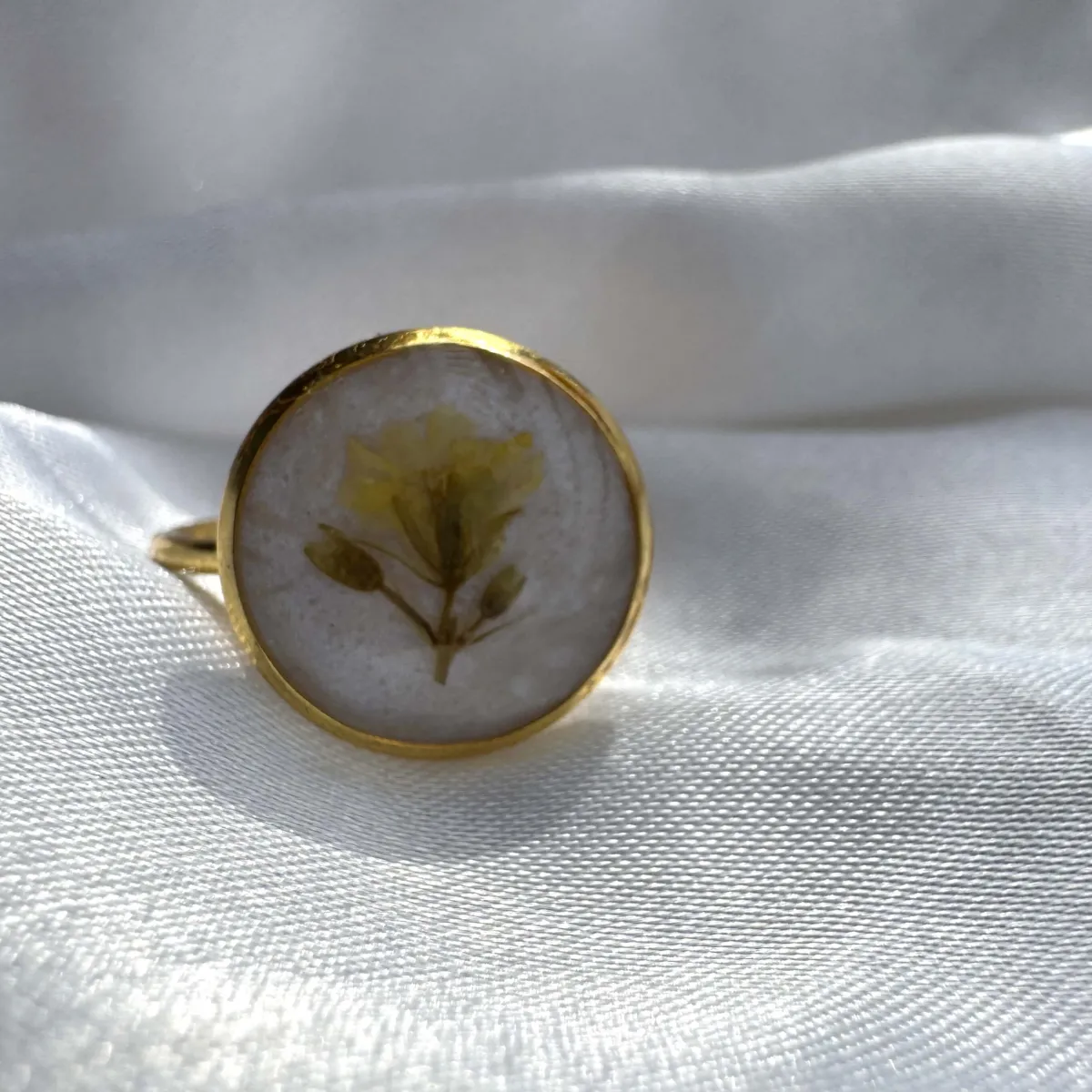 Zyra ring view 3