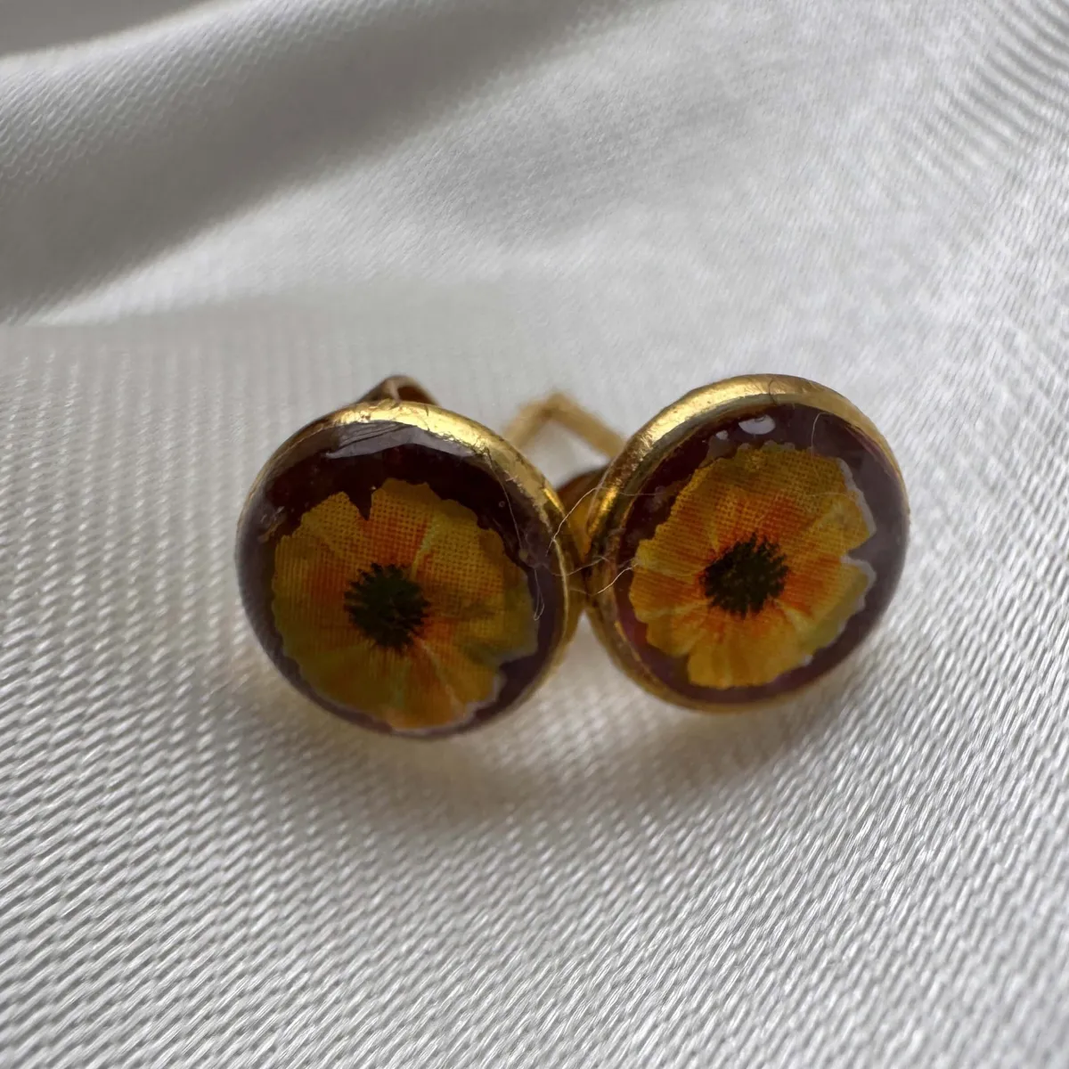 Sunbeam Studs