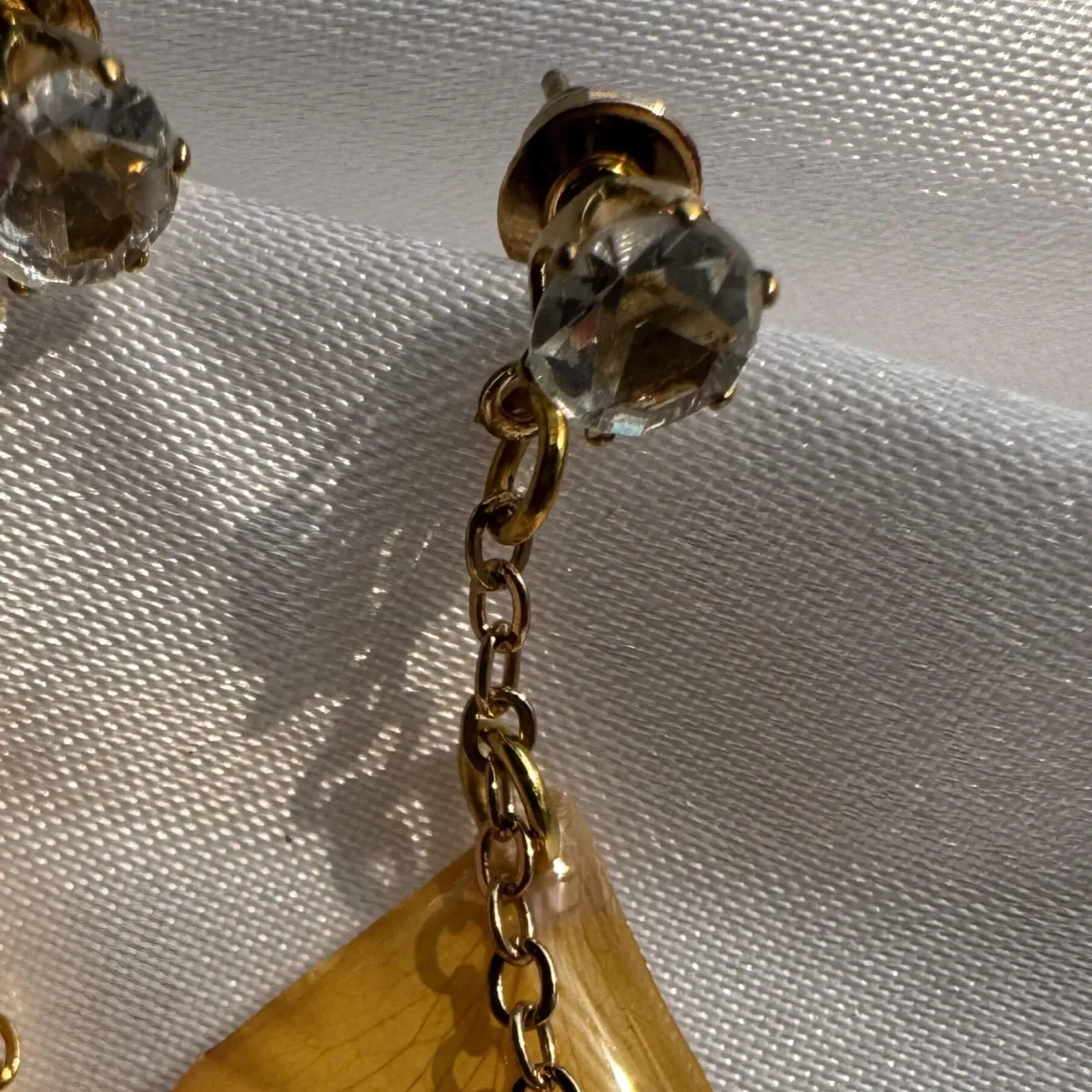 Yelora rose petal danglers | Amyco view 2
