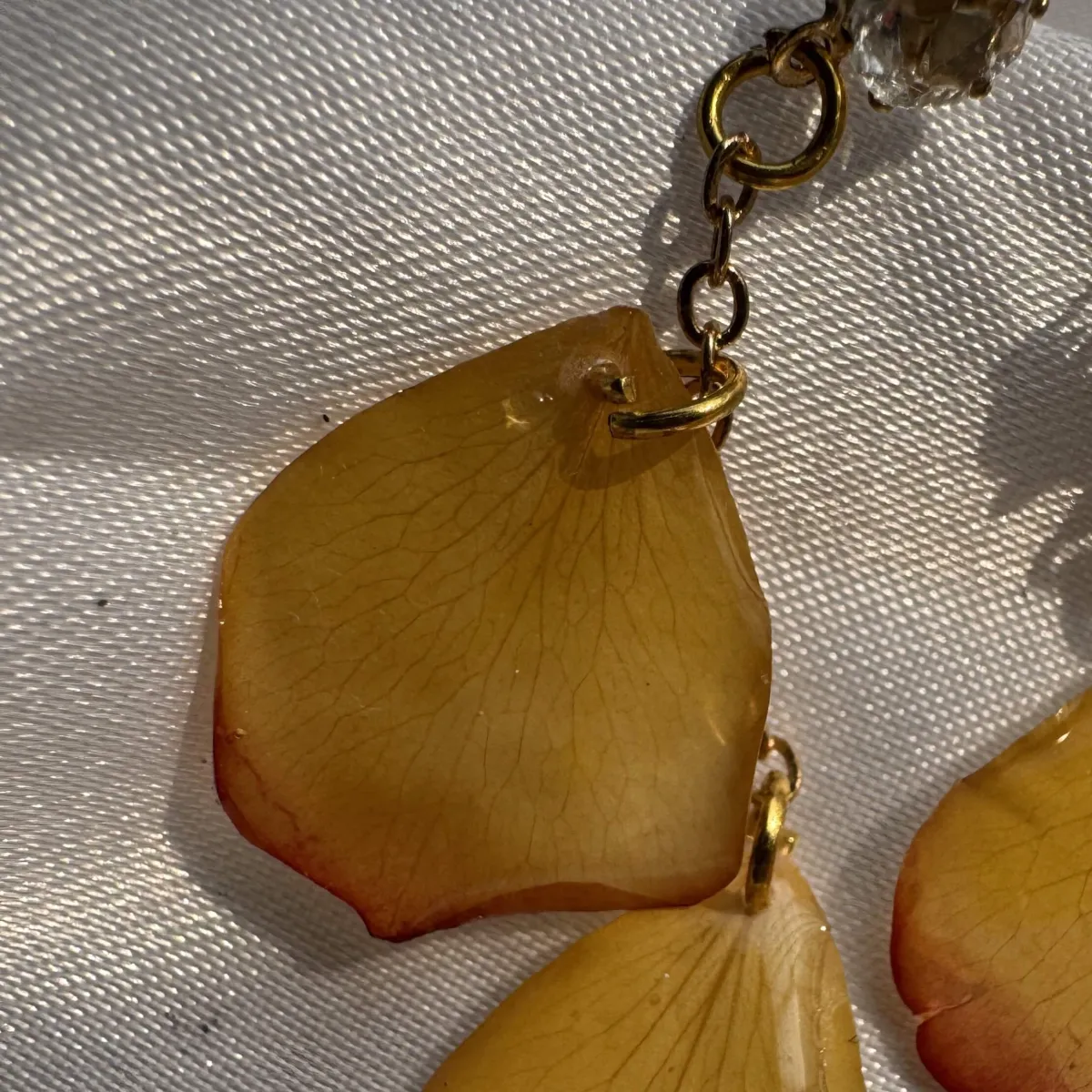 Yelora rose petal danglers | Amyco view 3